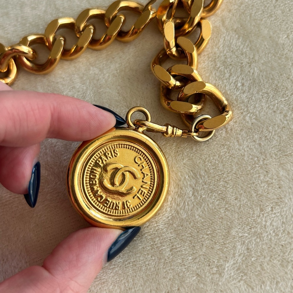 Vintage Chanel Belt - Picture 2 of 6